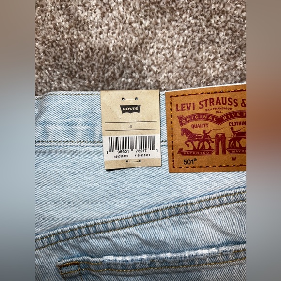 LEVIS 501 shorts - Picture 3 of 7